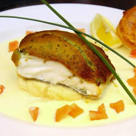 فندق Kelly's & 4*