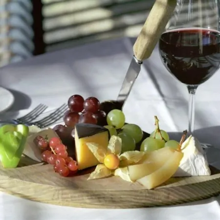 Kelly's & 4* روسلير