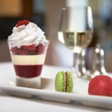 فندق Kelly's & 4*