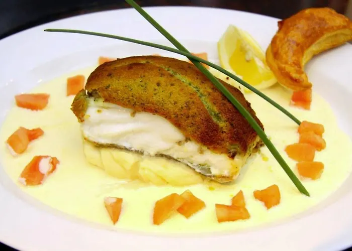 Отель Kelly's & 4*